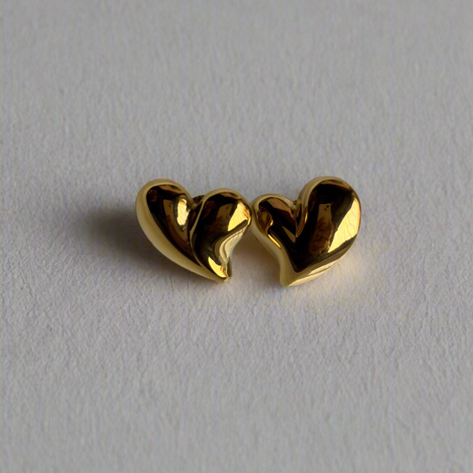 Amor Heart earrings